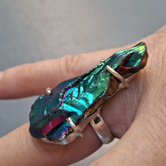 New Rainbow Titanium Crystal Quartz 925 Silver Statement Ring. - Picture 16 of 16